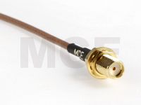 RG 316 mit Lucent Winkelstecker auf SMA Einbau-Kabelbuchse, Länge 25cm